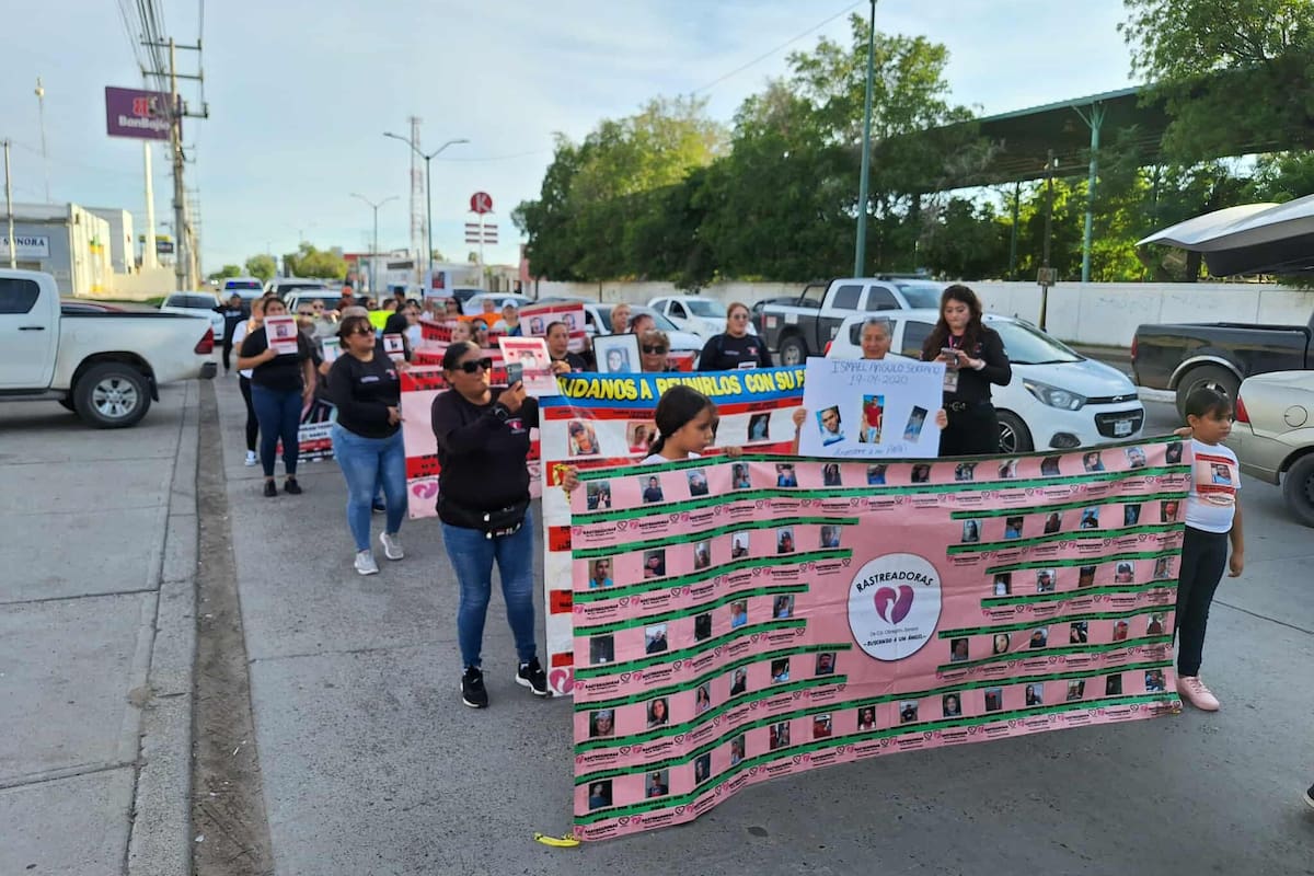 Marchan en Cajeme por los desaparecidos; piden avances para localizar a familiares