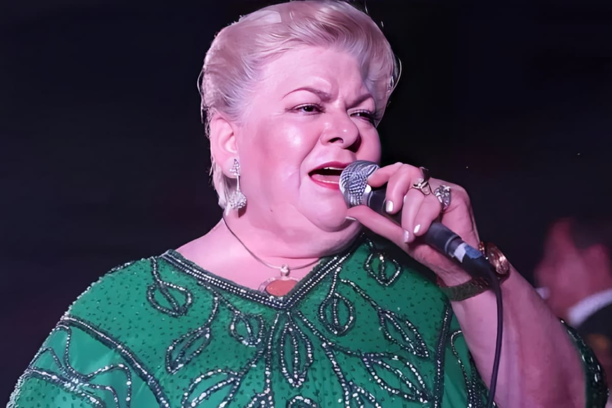 Mánager de Paquita la del Barrio, revela qué pasará con los vestidos de la cantante