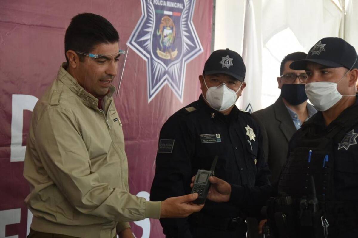 Reconocen labor de policías municipales de Ensenada