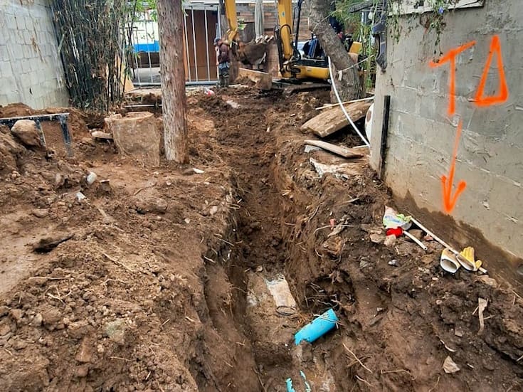 Reemplaza Cespe red de alcantarillado en zona con invasiones