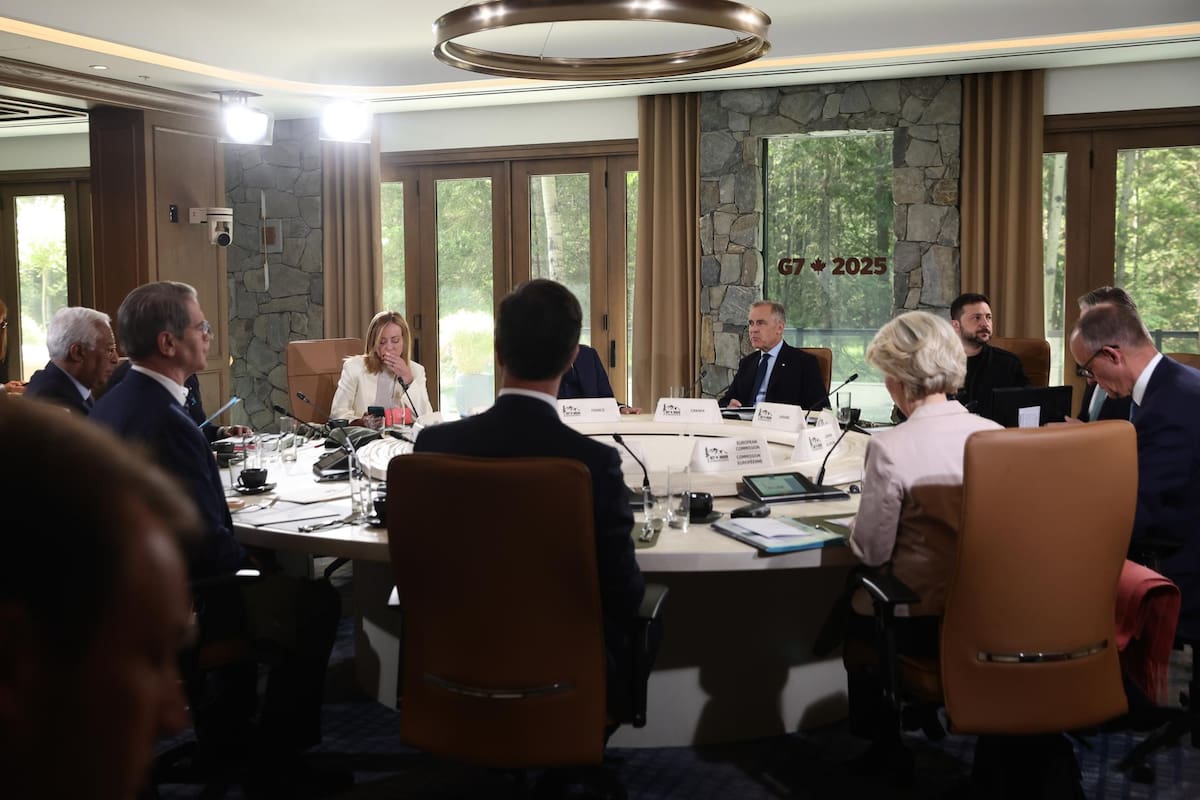 Los líderes del G7 se reúnen en la Cumbre de este 17 de junio del 2025, en ausencia de Donald Trump. | Crédito: EFE/EPA/TERESA SUAREZ