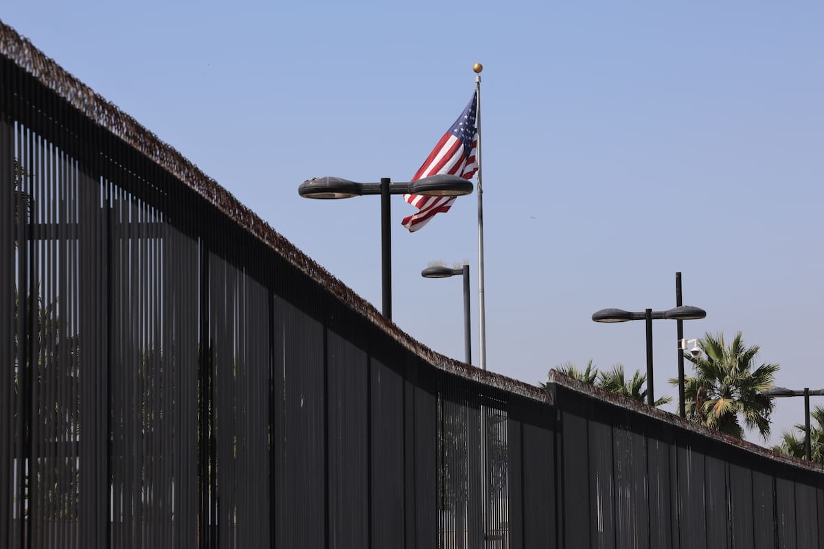 Consulado de EU en Tijuana difunde alerta tras operaciones de combate en Irán