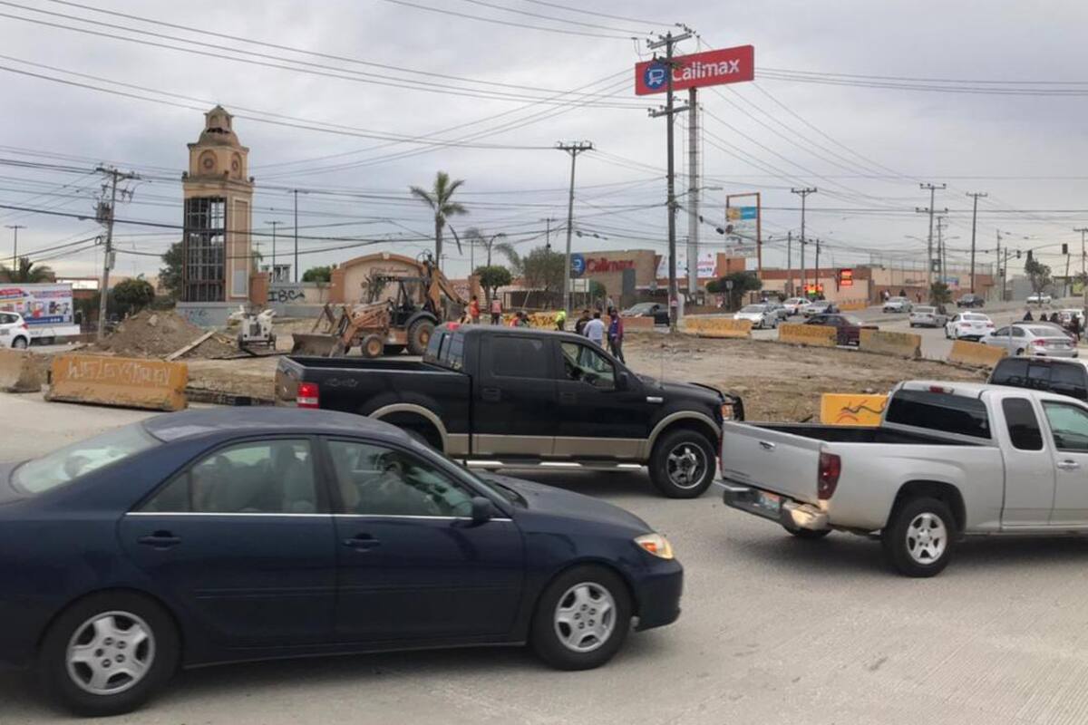 Vecinos de Santa Fe siguen padeciendo por obra vial aún sin terminar