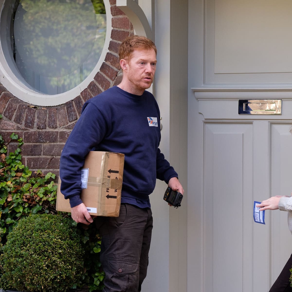 Sorry We Missed You (2019) / Cuenta de X: @MzTaychaD