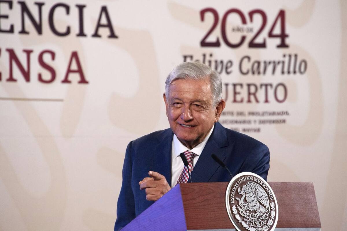 AMLO exige pruebas a Loret de Mola sobre presunto financiamiento de Zetas a su campaña