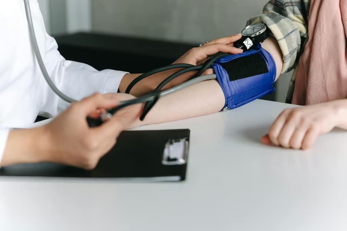 Hipertensión afecta a 30% de adultos en Baja California; Código Infarto salva más de 600 vidas
