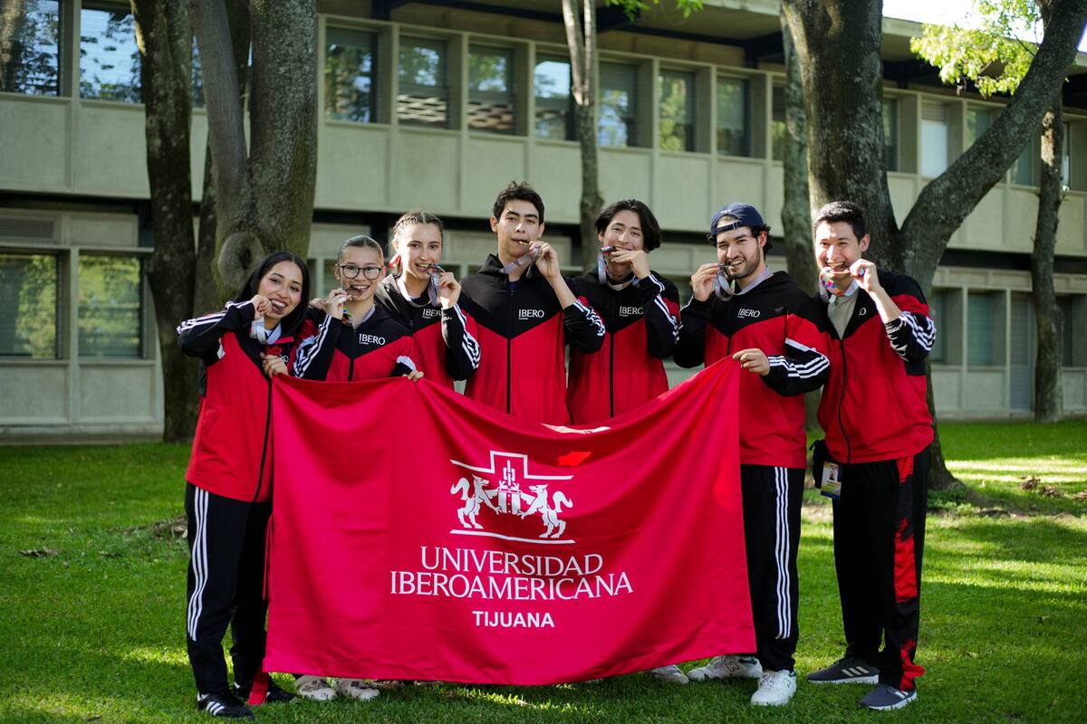 Ibero Tijuana Gana ocho medallas y dos trofeos en InterSUJ 2024