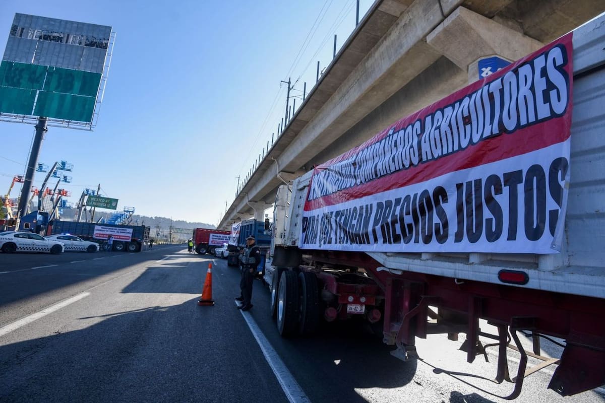 Transportistas levantan bloqueos en Estado de México tras 9 horas de protestas por seguridad vial; manifestaciones mantuvieron un carácter pacífico