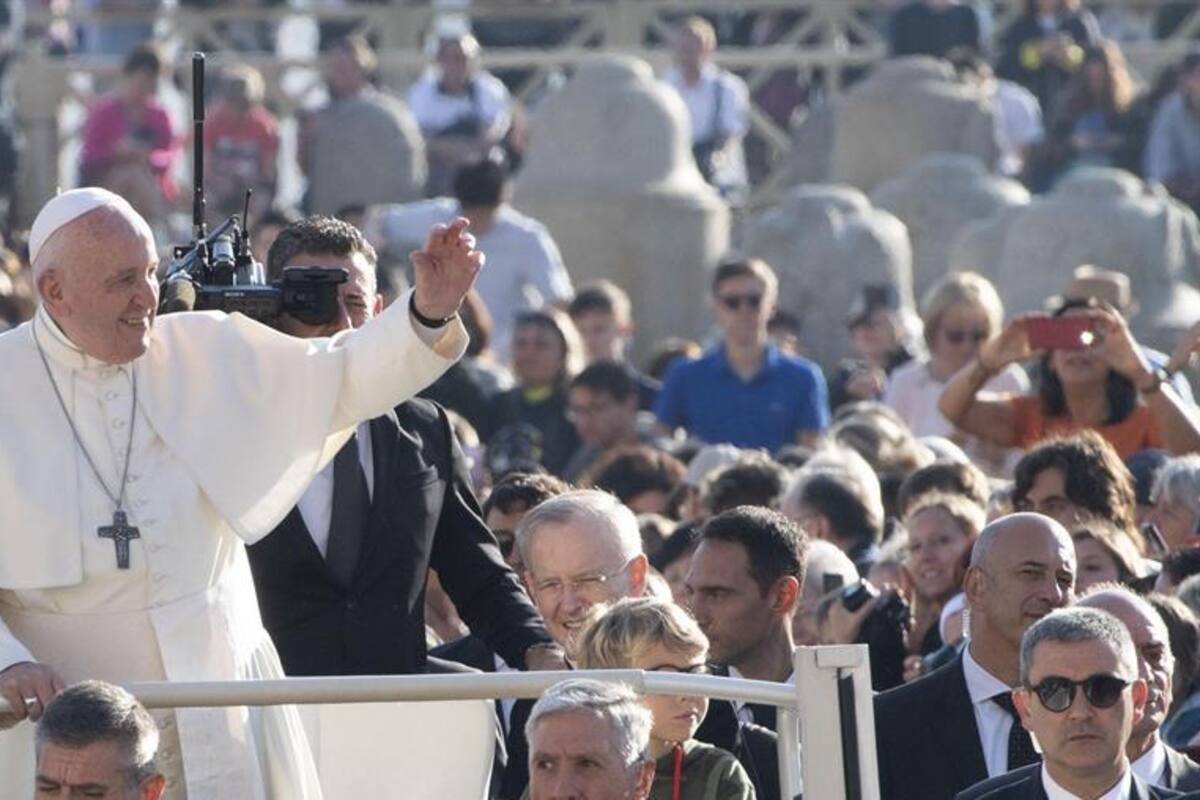 Irak administra primeras vacunas contra Covid-19 a 3 días de llegada del Papa