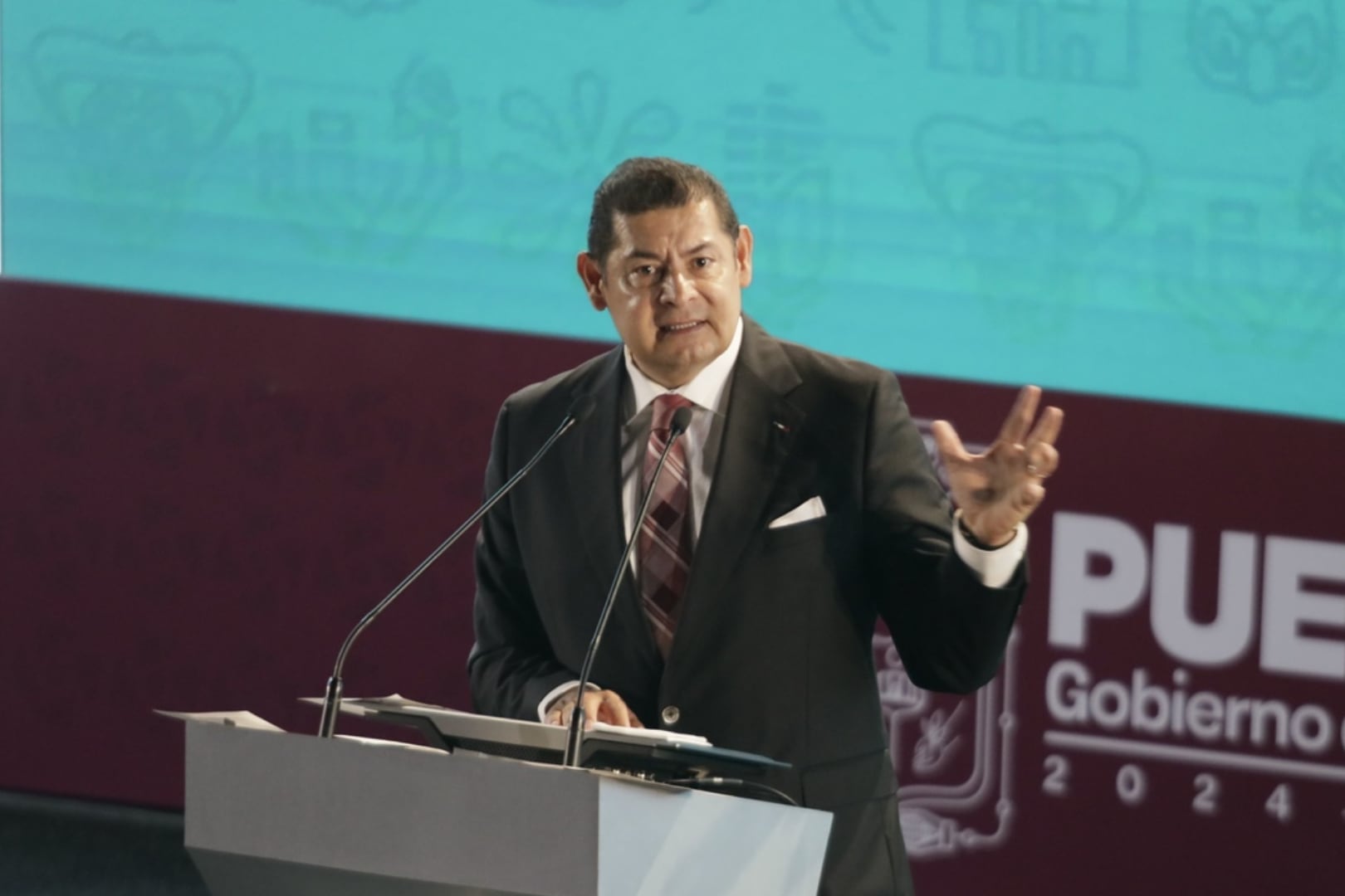 Gobierno de Puebla niega que Estados Unidos haya revocado la visa de Alejandro Armenta