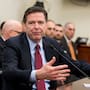 Exdirector del FBI, James Comey, es imputado por presuntas amenazas contra Donald Trump y podría enfrentar hasta 10 años de prisión
