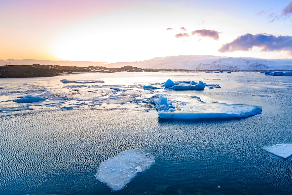 El récord de temperatura del mar en junio advierte meses de más calor extremo, tormentas intensas, clima menos predecible por la combinación de El Niño con el calentamiento global