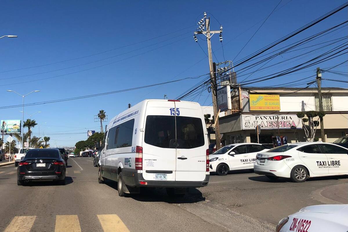 Iniciará en segundo trimestre reestructura del transporte público de Rosarito