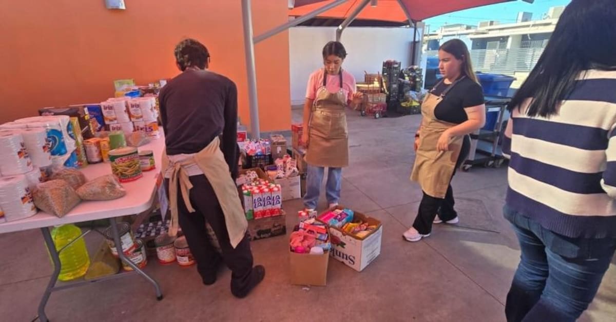 Marianita Curiel también opera como banco de alimentos brindando apoyo a las casas hogares mediante donaciones diarias de comida, ropa y artículos básicos l Foto: Cortesía