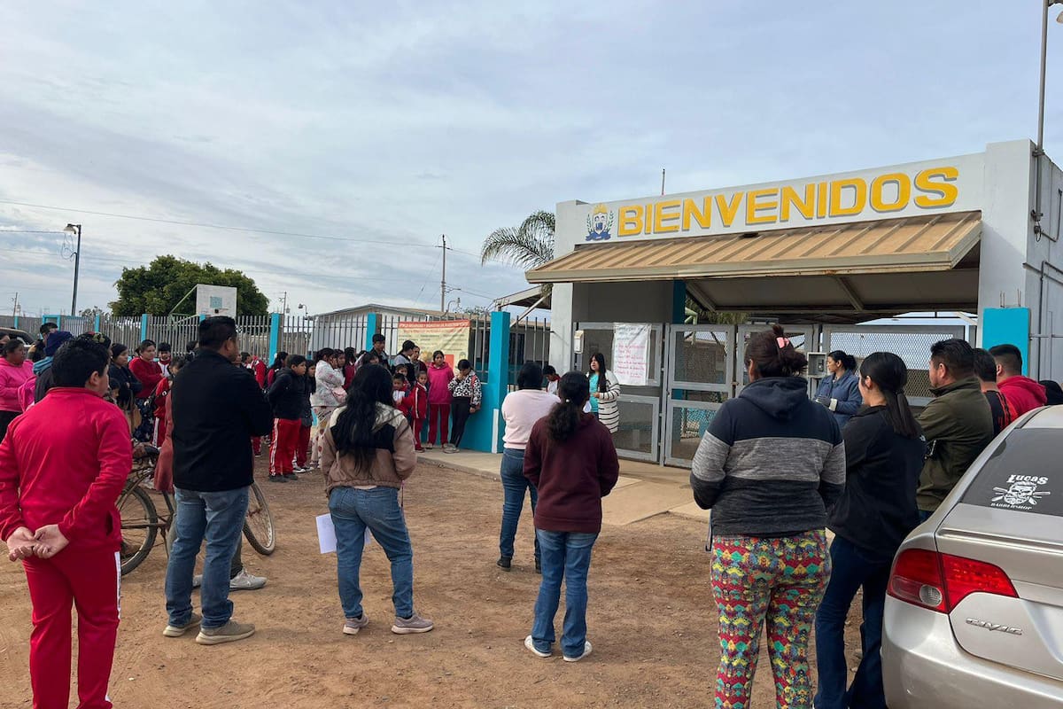 Permanecen tomadas más de 20 escuelas en San Quintín