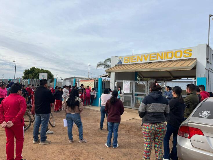 Permanecen tomadas más de 20 escuelas en San Quintín