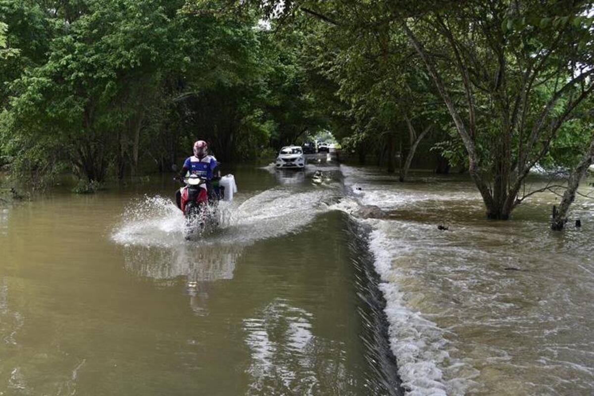 México pronostica fuertes lluvias en el sur-sureste y frente frío en el norte