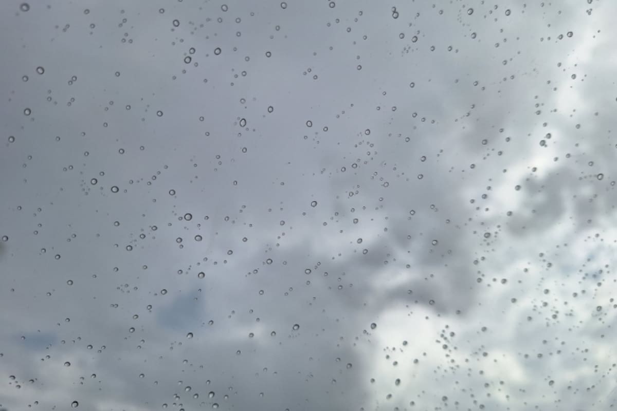 Lluvias ligeras sorprenden al poniente de Mexicali; probabilidades de lloviznas continuarán durante la tarde y noche