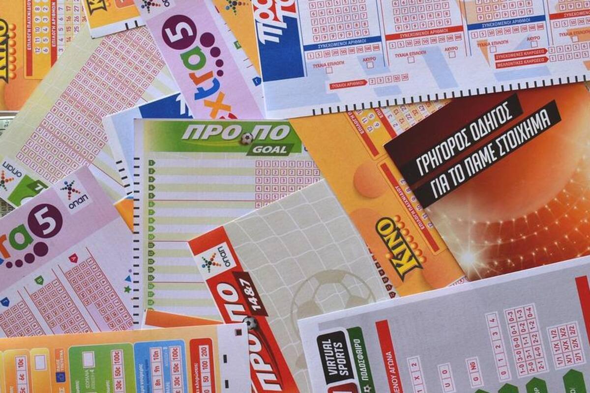 Viral: Tira a la basura boleto ganador de la lotería