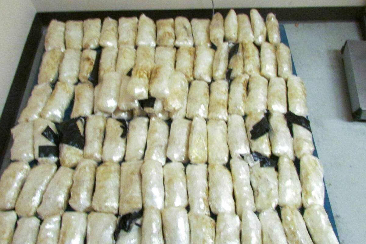 Aseguran cerca de 45 kilos de metanfetamina en un retén de Arizona