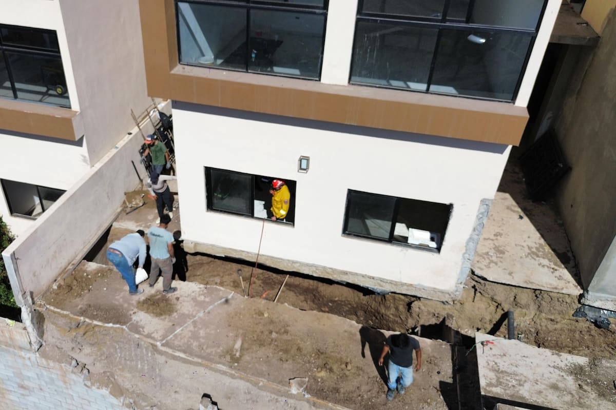 Fallece trabajador en derrumbe