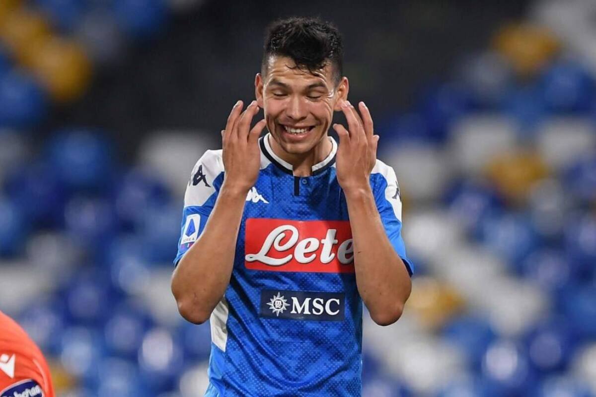 Futuro incierto del "Chuky" Lozano con el Napoli.