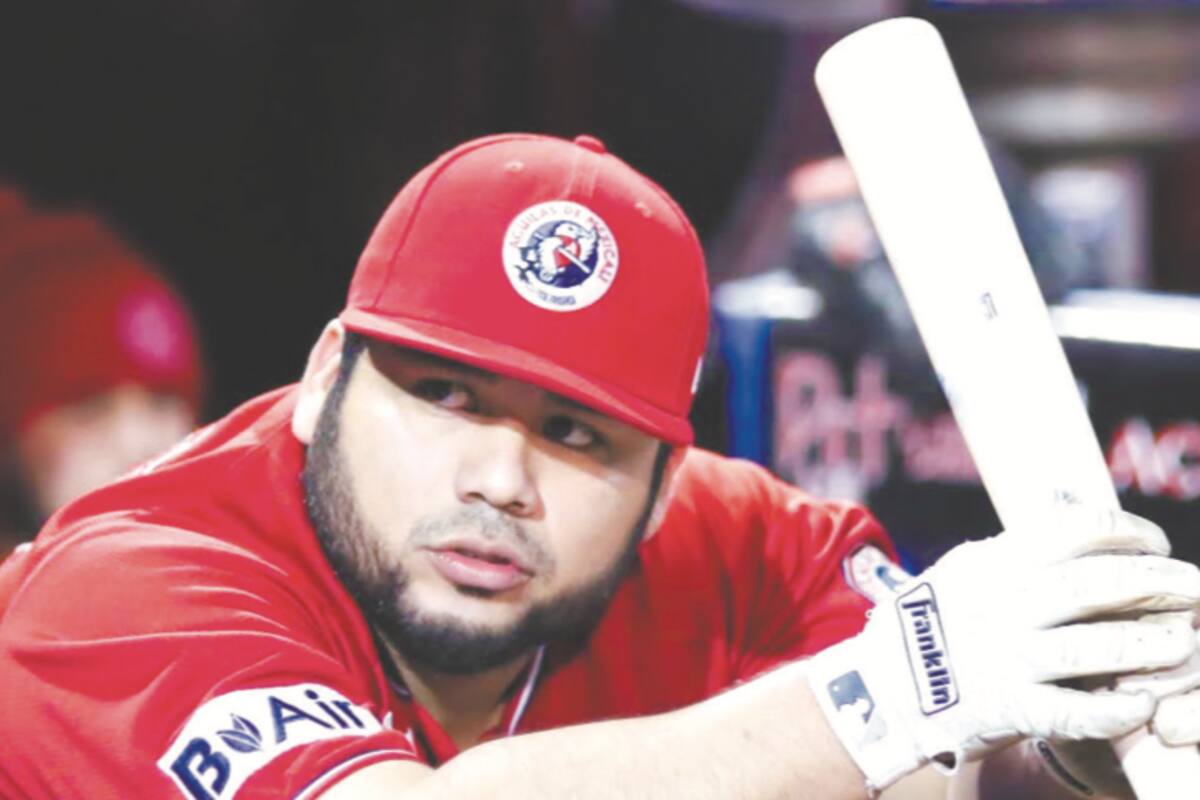 Luis Juárez abre sus ‘alas’ nuevamente
