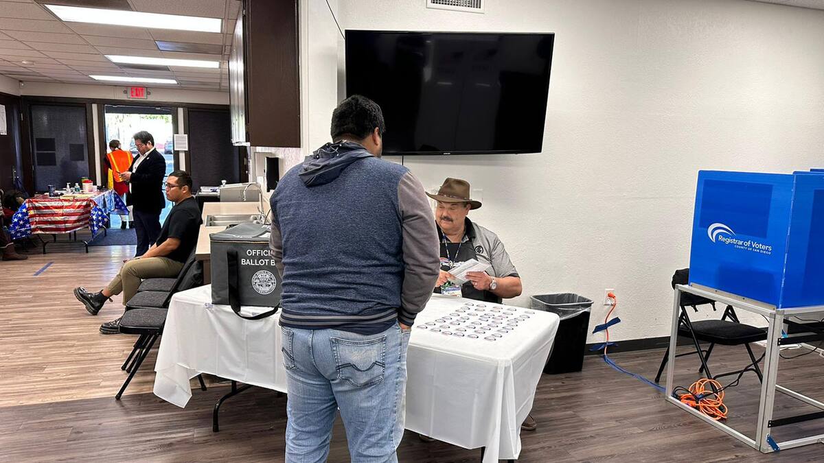 Las elecciones en el condado de San Diego iniciaron desde hace 11 días, y que este martes es el último día para salir a votar.