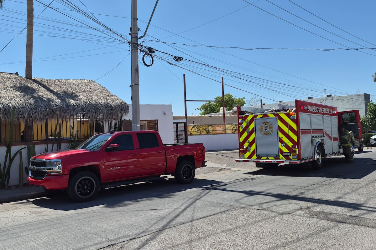 Conato de incendio en negocio del Centro Hermosillo moviliza a Bomberos de Hermosillo