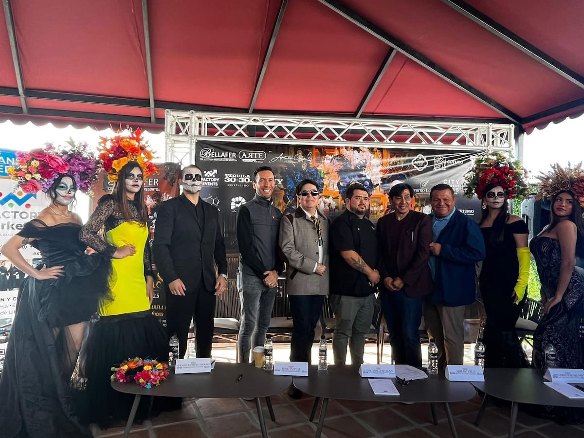 Durante el evento se anunció oficialmente la gran pasarela de Catrinas Fashion Show 2025, que se realizará en el HOTEL BELLAFER. Foto: Cortesía