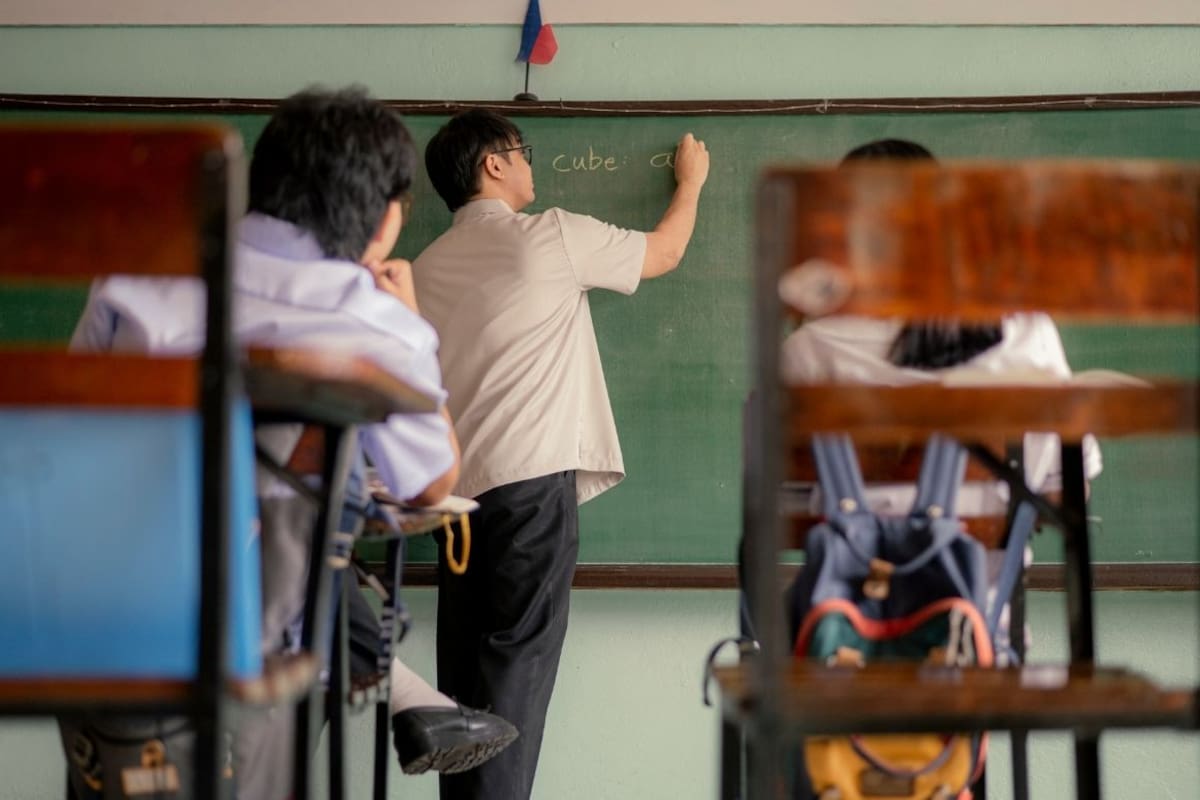 Padres de estudiantes con miedo a ir a la escuela en Japón podrán usar un robot controlado por tableta para que sus hijos participen en clases sin salir de casa