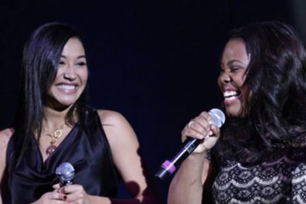 Dedica Amber Riley emotivo homenaje a Naya Rivera
