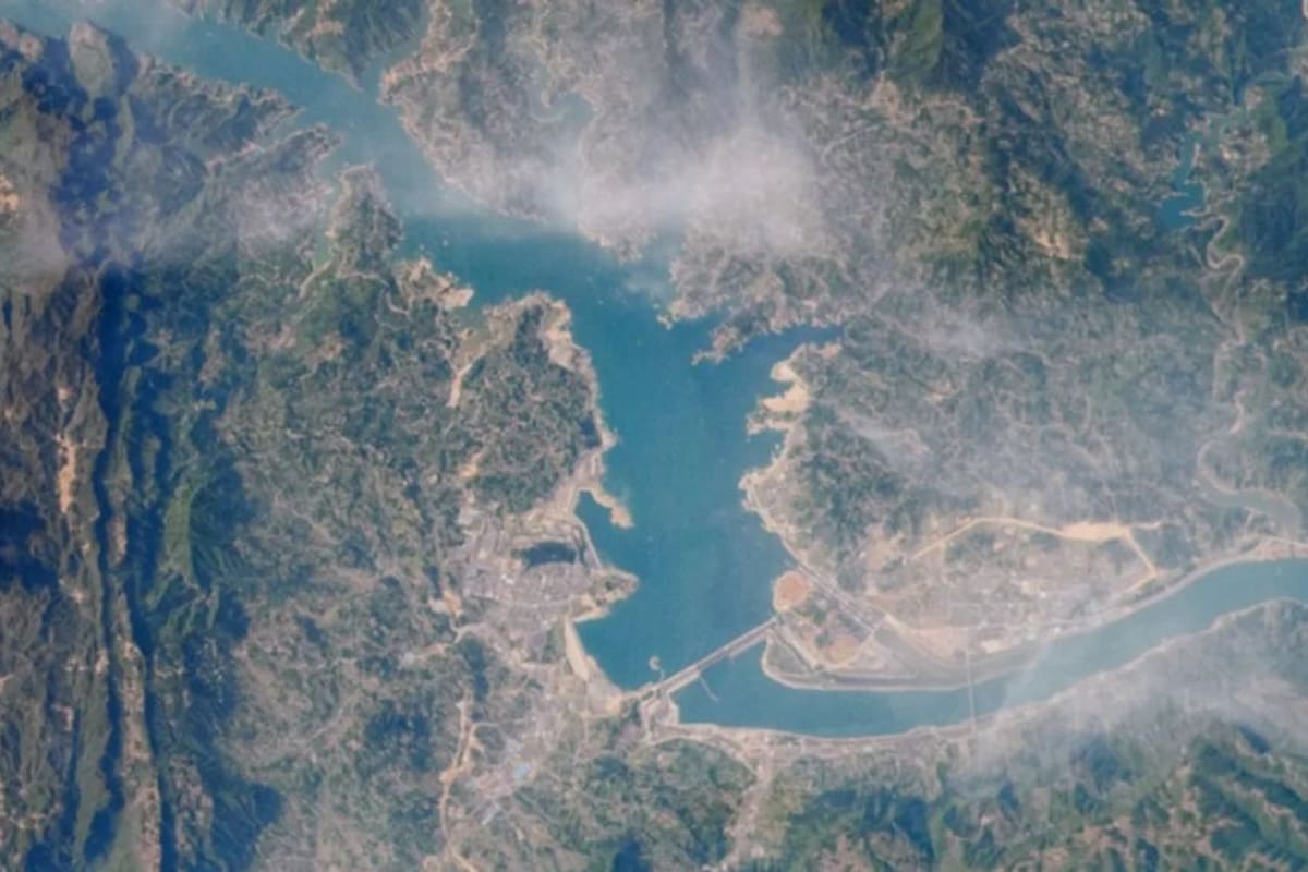China inicia construcción de la central hidroeléctrica más grande del mundo en el Tíbet, desatando alarma regional