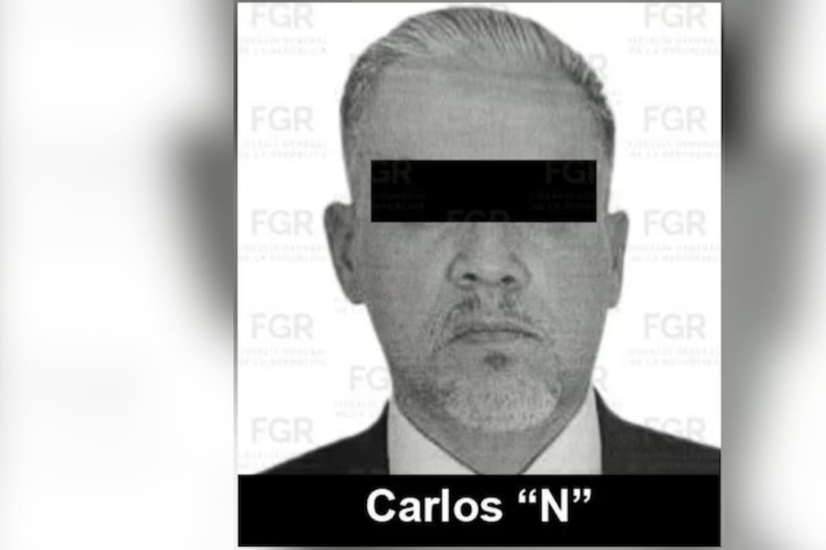 Un exagente de la Policía Federal Ministerial fue sentenciado a tres años de prisión tras acreditar con documentos falsos un supuesto grado universitario, pero la condena quedó suspendida bajo el beneficio de condena condicional