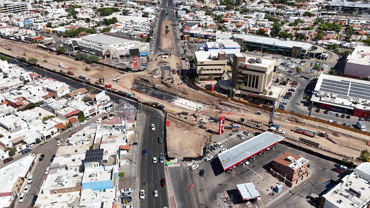 Continúan los trabajos del paso a desnivel de Colosio y Solidaridad, los cuales iniciaron el primero de enero pasado. FOTO: JUAN HERNÁNDEZ