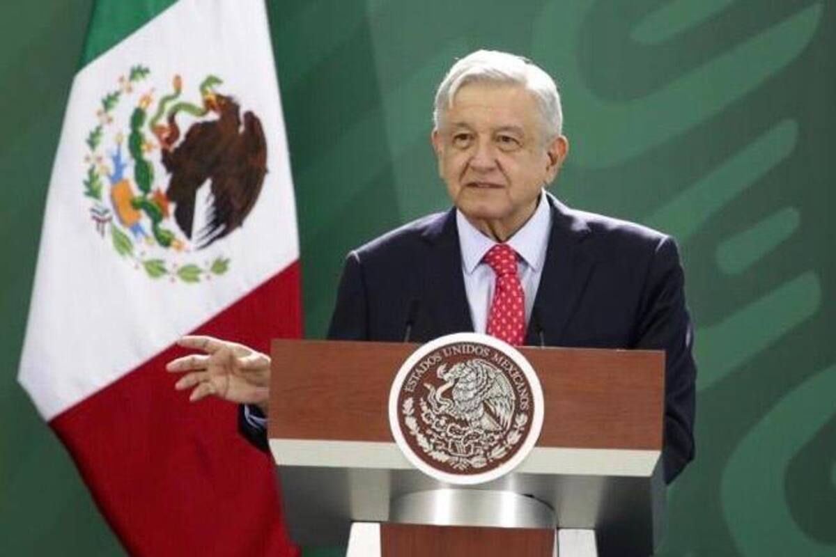 "Dan pena ajena sus argumentos": AMLO a 30 firmantes de desplegado