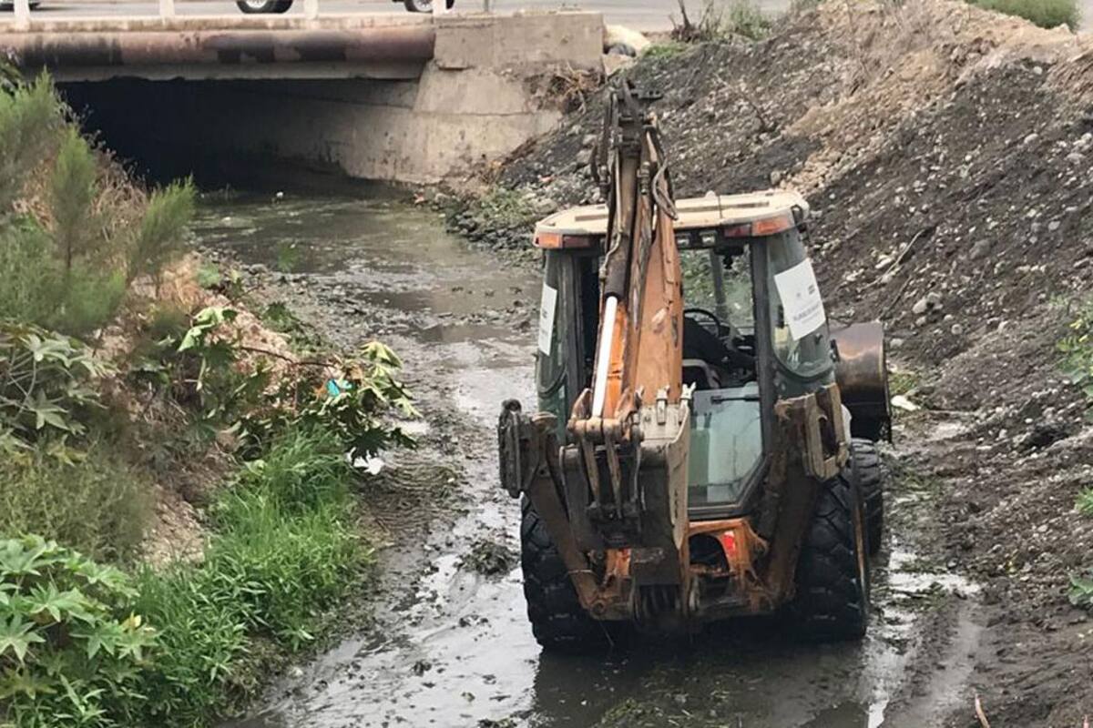 Inician en Rosarito trabajos para evitar inundaciones en temporada de lluvias
