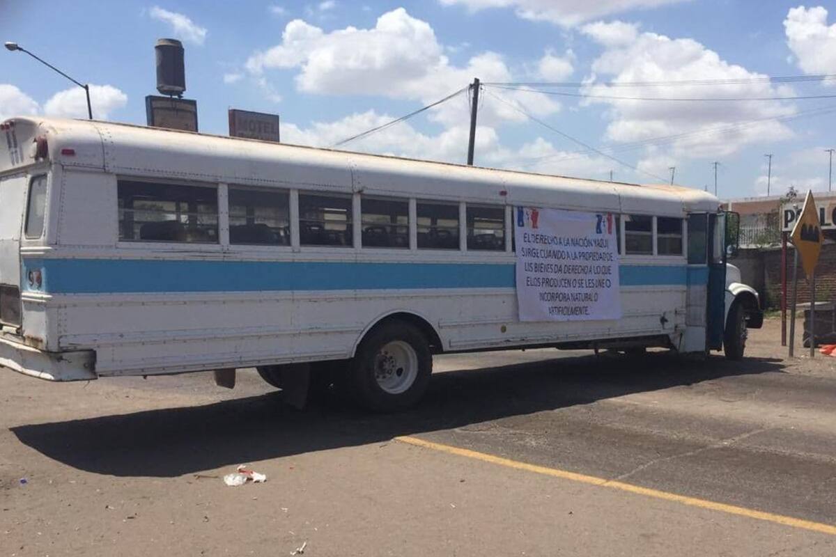 Yaquis bloquean carretera Guaymas-Obregón a la altura de Vícam