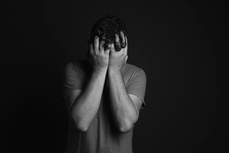 El miedo a hablar por teléfono de la gen Z: ¿un síntoma que puede ocultar problemas de ansiedad? | Noticias de México | El Imparcial