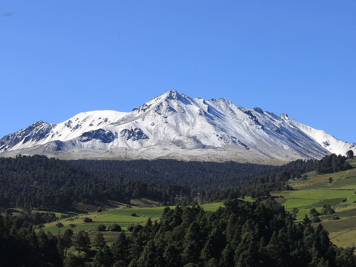 Nevado de Toluca mantiene cierre indefinido por viento y neblina y no abrirá en vacaciones de diciembre