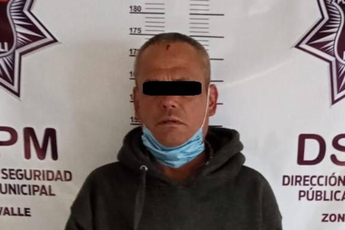 Allana casa en el Guadalupe Victoria, armado con machete