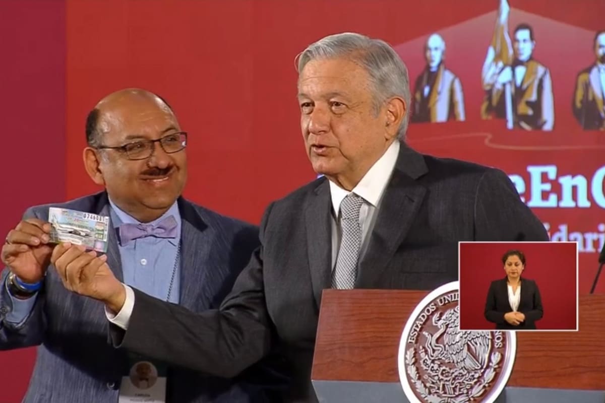 ‘Lord Molécula’: Acusan que el periodista ha recibido 46 mil pesos por publicitar al gobierno