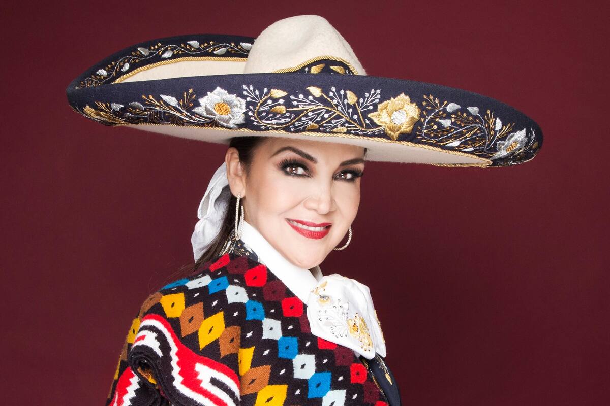 "A los hombres no les gusta que te vistas de charra”: Aída Cuevas