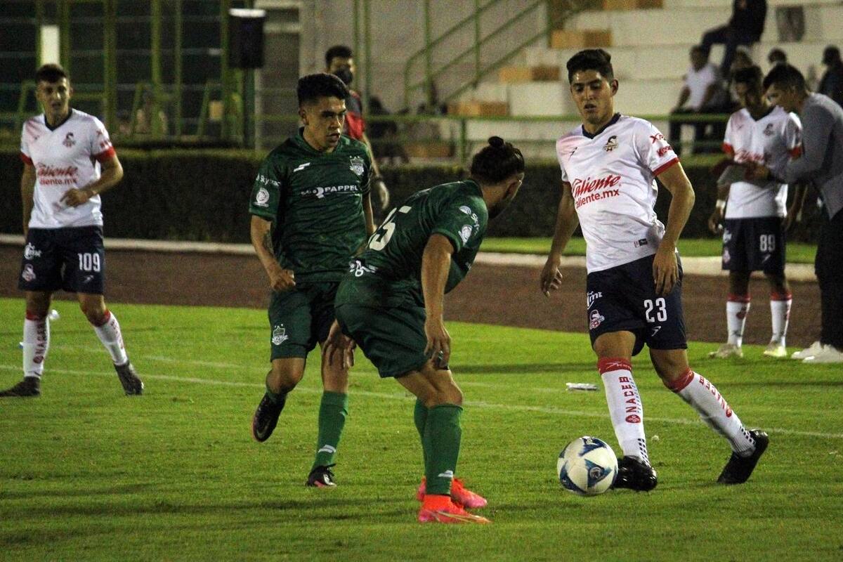 Caen Cimarrones en primer juego de Liga Premier