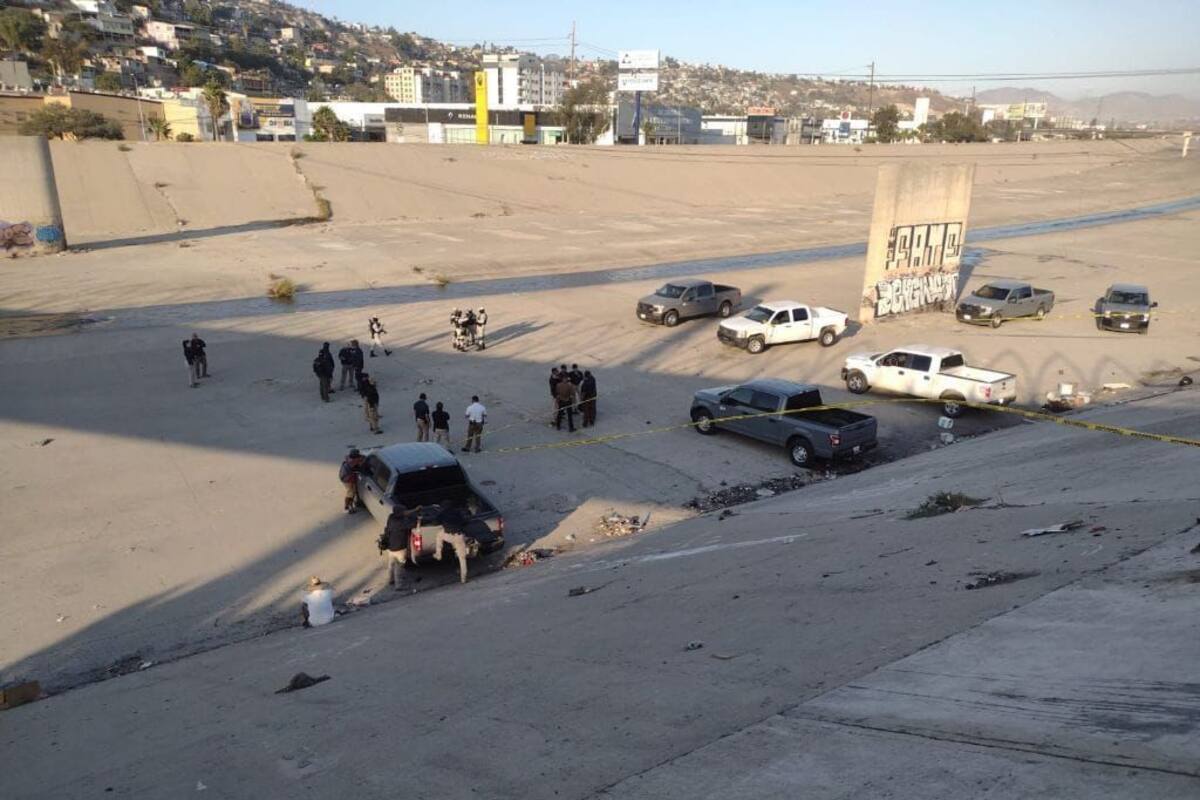 Localizan dos cuerpos en la Canalización del Río Tijuana
