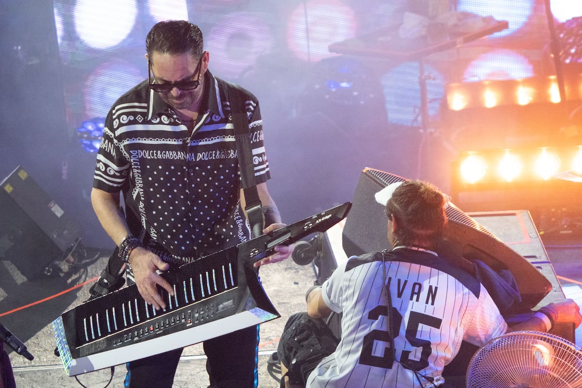 Desde los primeros acordes el grupo dejó claro que no se trataba de un simple concierto. Foto: Gustavo Suárez