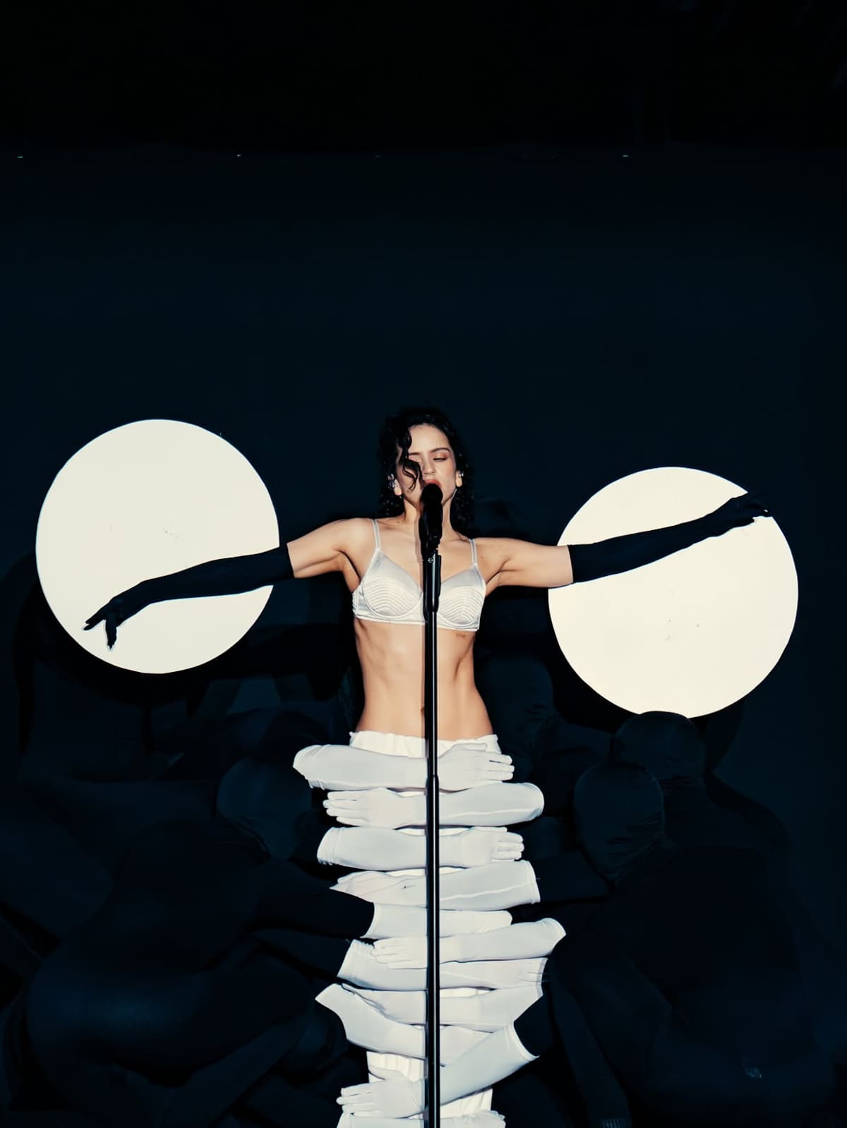 Un look muy parecido al de la cinta “The Dreamers” con guiños también de la Venus de Milo. Foto: Cortesía.