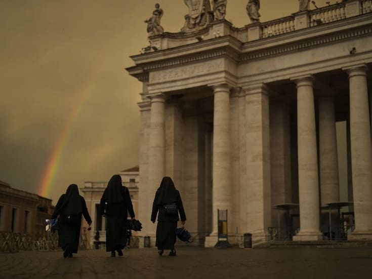 Se presidió una misa tradicional en latín en la Basílica de San Pedro con permiso explícito del papa León XIV, en un gesto que reavivó la esperanza entre los católicos tradicionalistas tras años de restricciones impuestas por el papa Francisco