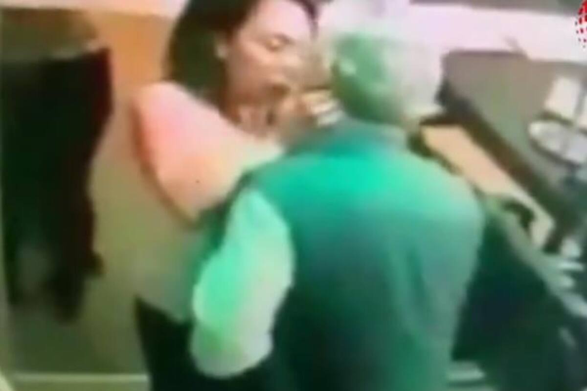 Difunden video sexual de directivo en oficinas de CFE