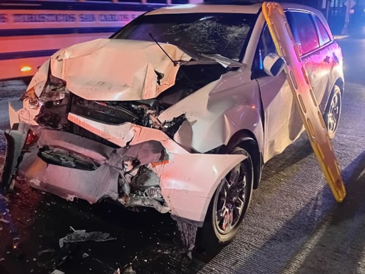 Accidente vehicular deja a una persona lesionada